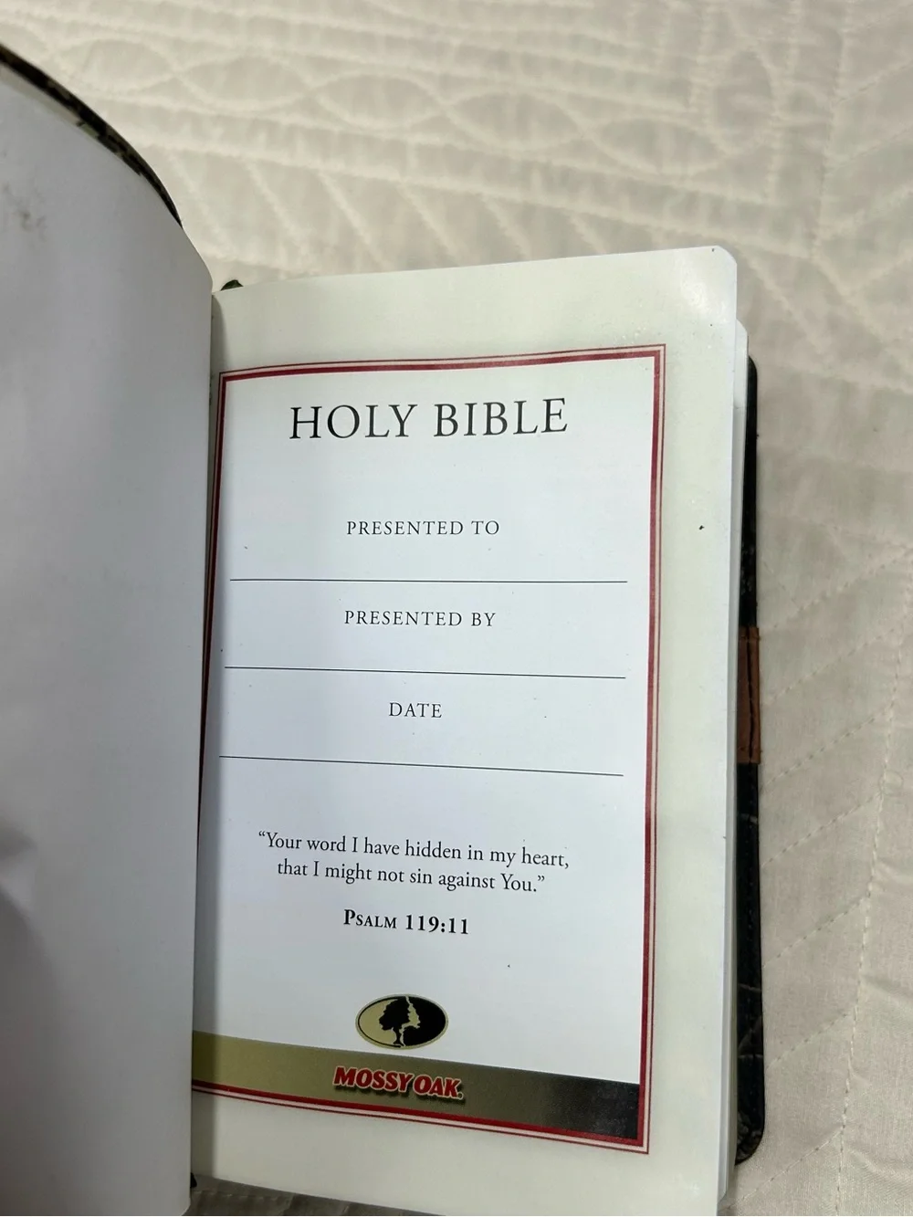 Mossy Oak Compact Bible: New King James Version, Mossy Oak